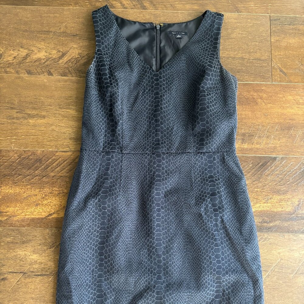 Tommy Hilfiger v-neck dress